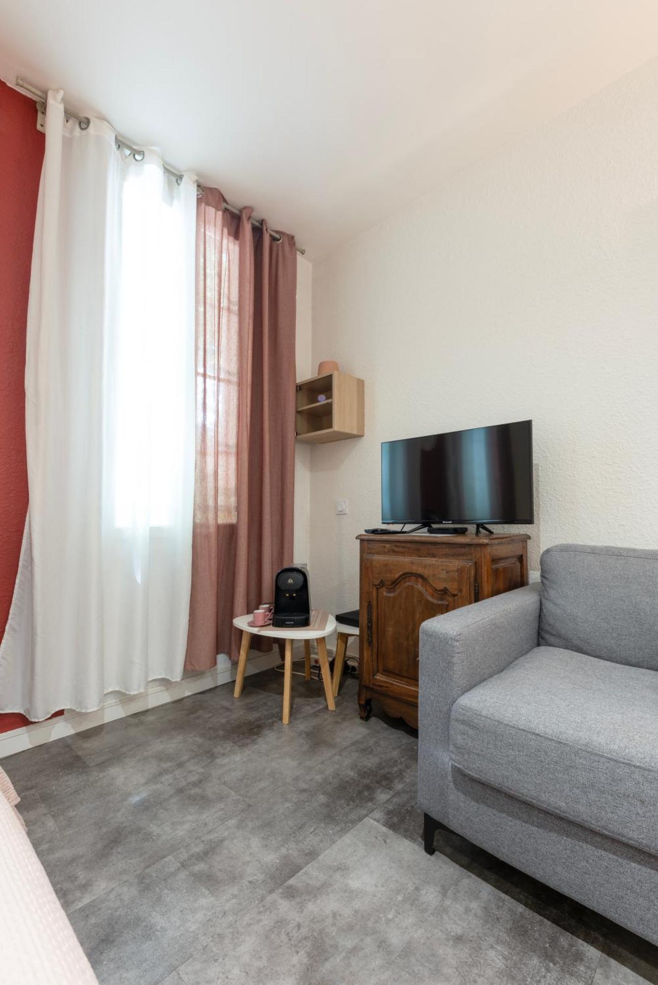 La Casita - Studio Confort Avec Parking Prive - Lit Douillet - Centre Uzes, Pont Du Gard Eksteriør billede